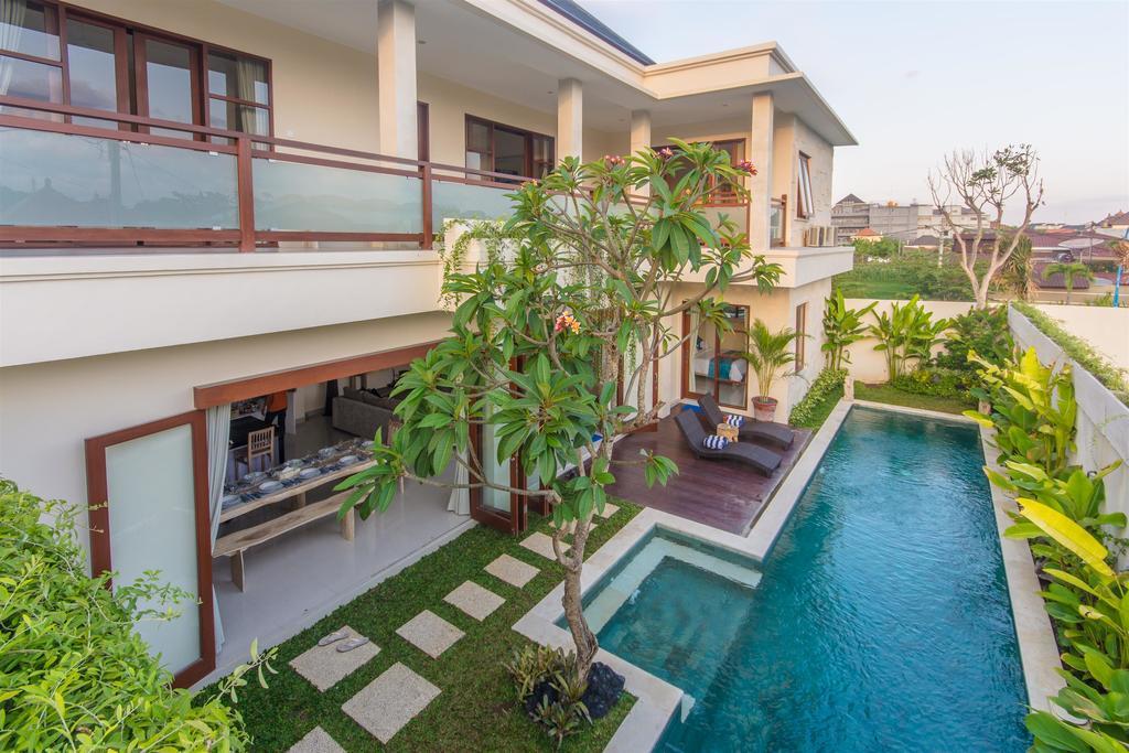 Villa Tepi Sungai Legian  Ruang foto
