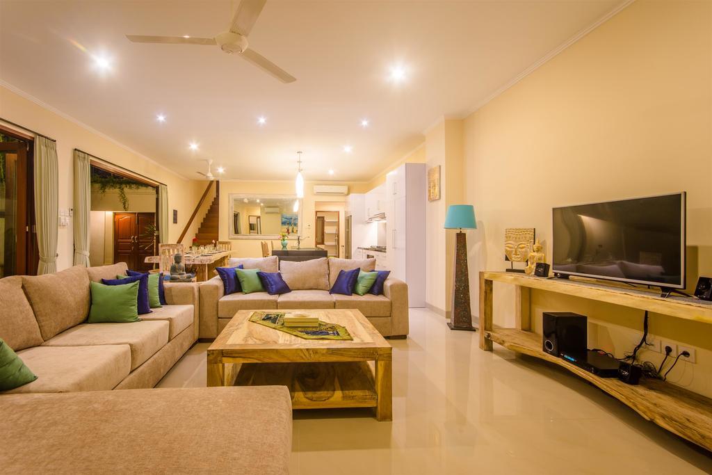 Villa Tepi Sungai Legian  Ruang foto
