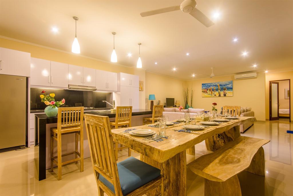 Villa Tepi Sungai Legian  Ruang foto