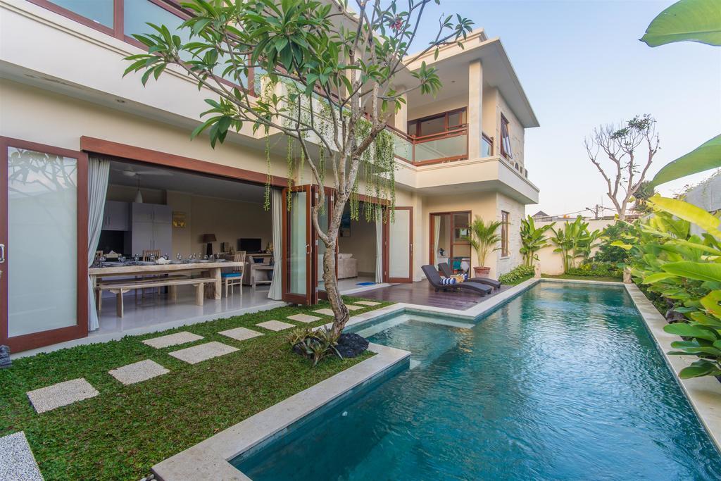 Villa Tepi Sungai Legian  Ruang foto